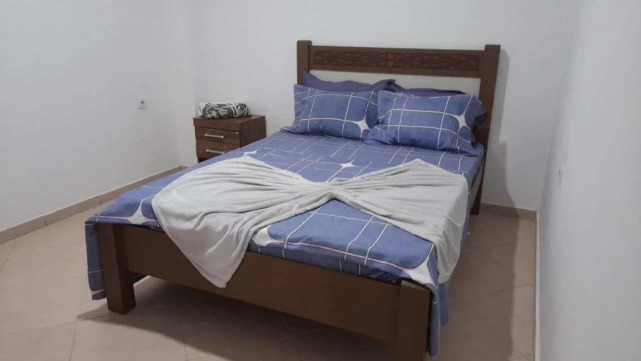 Stay At Kety'S Praia Apartment
